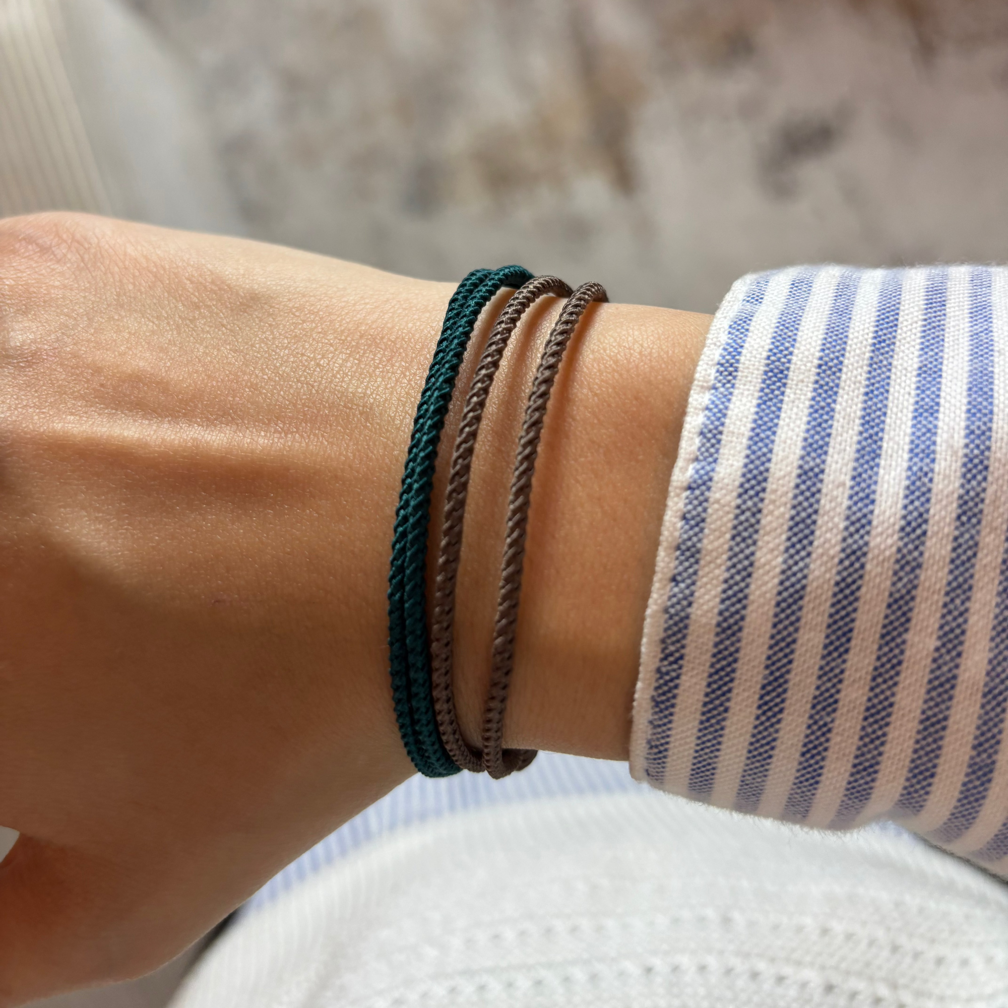 Minimal Knot Armband