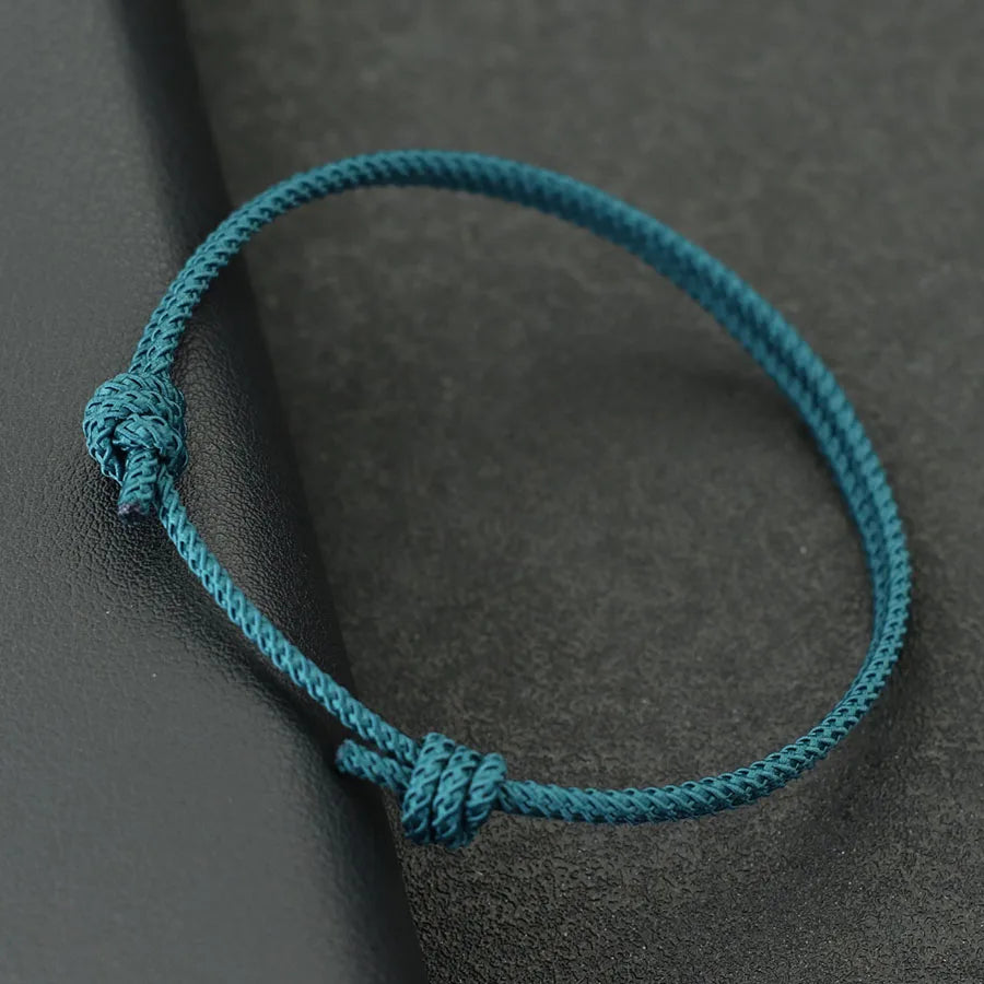 Minimal Knot Armband