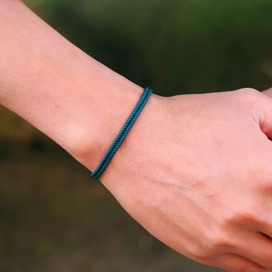 Minimal Knot Armband